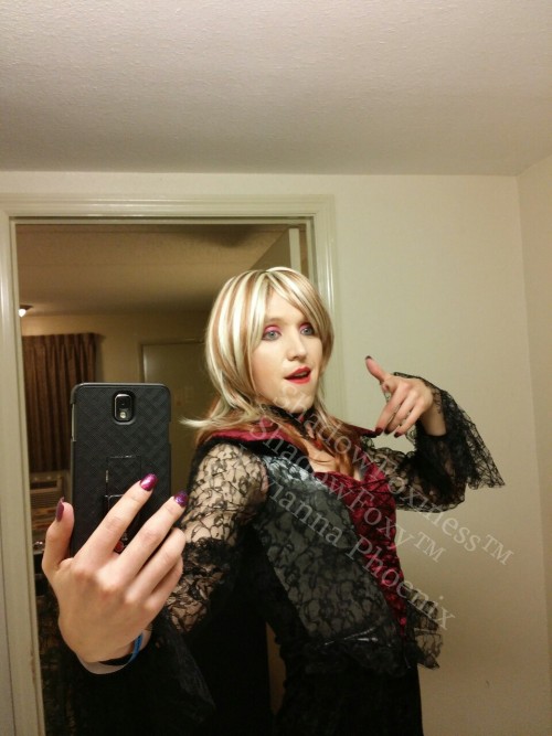 shadowfoxy:  I travelled to Columbus, Ohio for a big 3-night Halloween party with friends. I had a different costume for each night. This was my first one. It was a vampire costume, but people also thought it was a witch or sorceress. All are sufficient