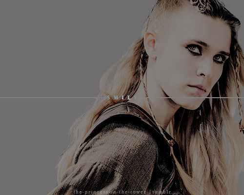 qveenofwinter:The gods will always smile on b r a v e  w o m e n I just love this