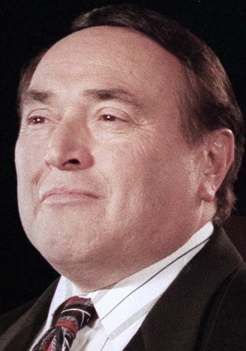 Morris Cerullo (1931-2020)Physique: Average BuildHeight: 5'3" (1.60 m)Morris Cerullo was an Ame