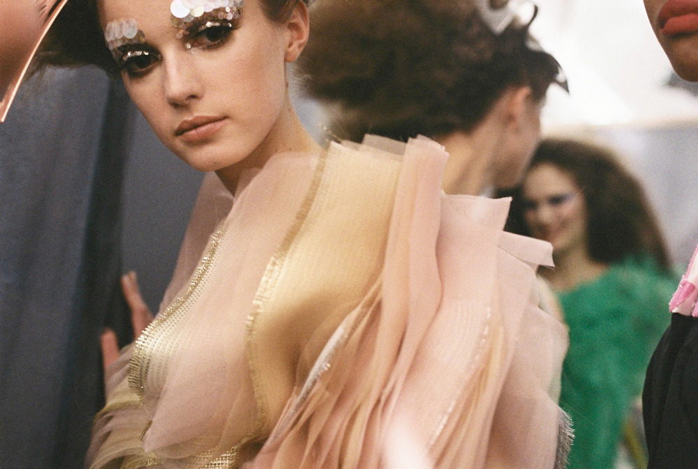 skaodi:
“Christian Dior Haute Couture Fall 2011.
”