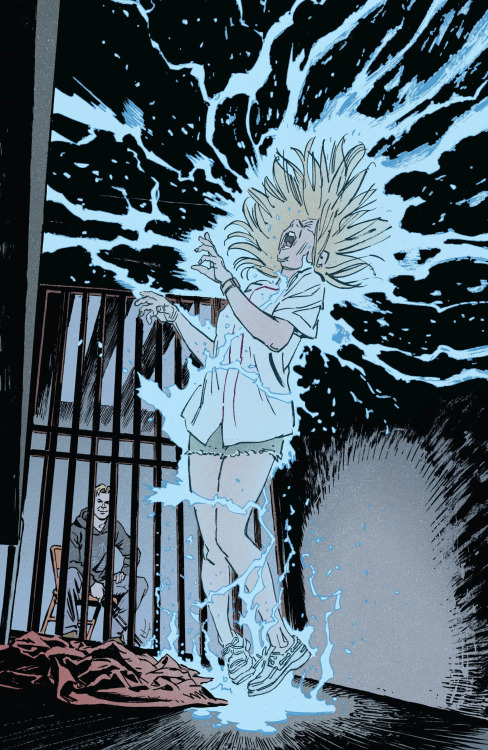 Basketful Of Heads #5 - Art by Leomacs (drawings) and Dave Stewart (colors)