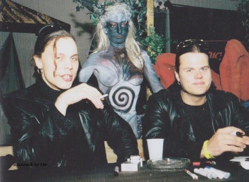 climbing-outofhell: zheniakirsikkalove: HIM - Wave Gotik Treffen 1999.  photos by Rouven Sperli