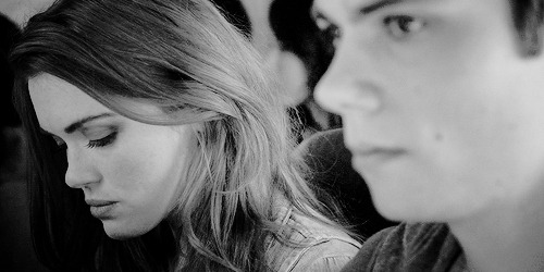 heartsinsync:  something about the way you looked at me, made me think for a moment