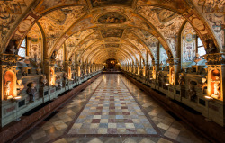 fuckyeahrenaissanceart:  The Hall of Antiquities in the Residenz München [1600×1019] Photographed by Philipp Klinger  