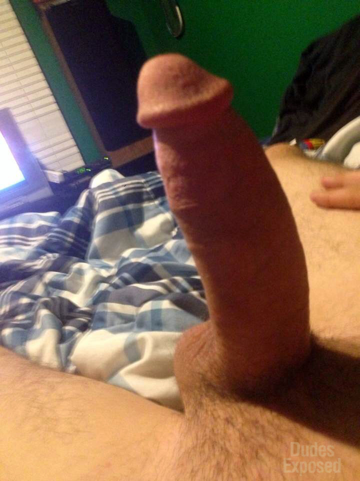 dudes-exposed:  Exclusive: 19-year old cutie from New York w/ Massive cock!