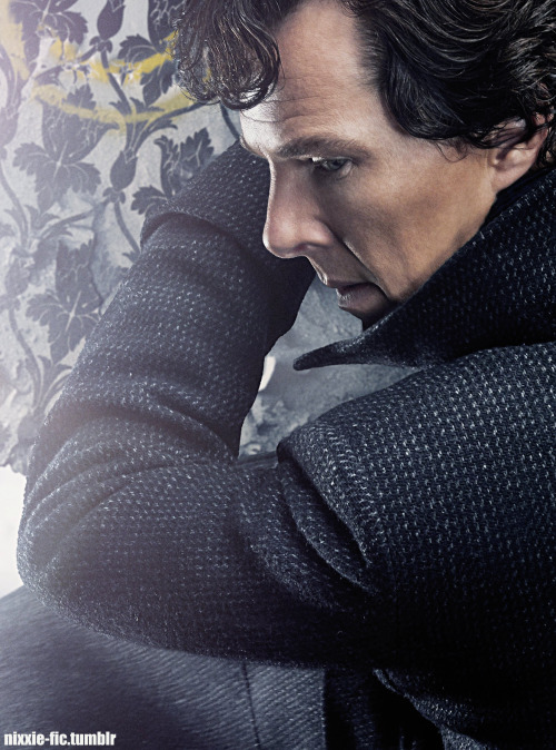 nixxie-fic:Sherlock Close-up Edit - Other S4 Edits here: Sherlock & Doggie (01)(02),(Sherlockb/w