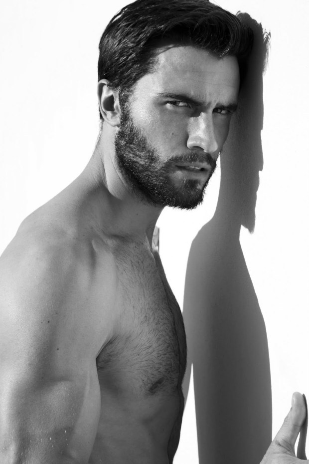 gaymadridboy:  Duncan Macrae