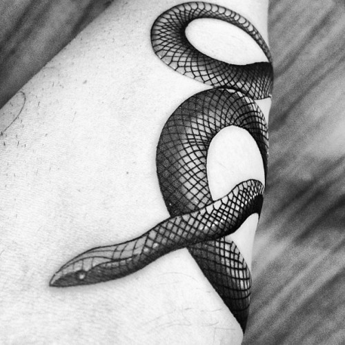 paulosuccar:  Brand new tattoo (pt.1) perfectly executed by @prixkami ❤