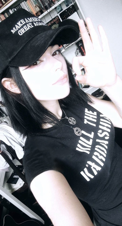 tyrtaker: My new hat came ^w^