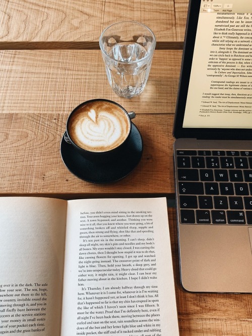 warmhealer:
“Oat milk flat white with single origin espresso. It is so nice to be able to rework old essays and make them better than ever ✨
”