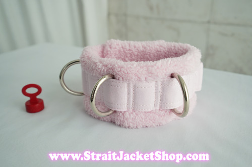 Long-awaited Pink Neck Collar with Soft Fleece locked with Segufix Locks are now available in our sh