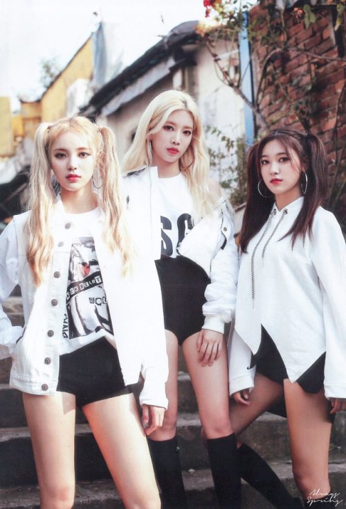 [SCAN] ODD EYE CIRCLE’s Repackage Album | spring_gif 