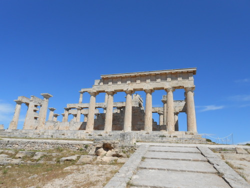 hobbit: Temple of Aphaia - Aegina, Greece