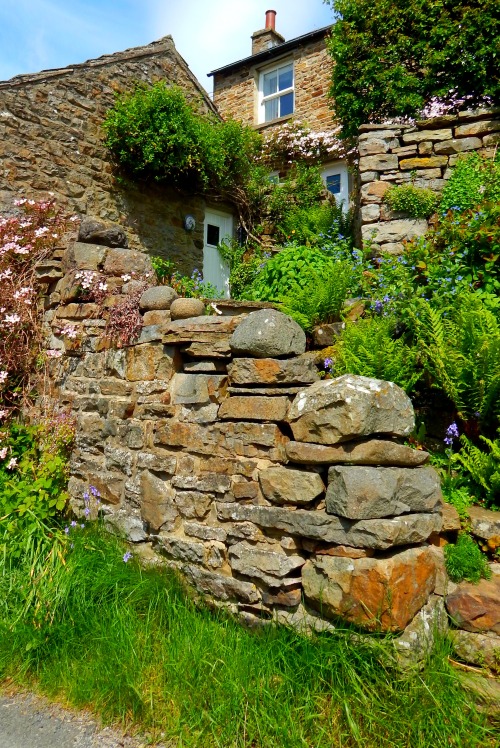 Sex fuckitandmovetobritain:  Gunnerside, Yorkshire pictures