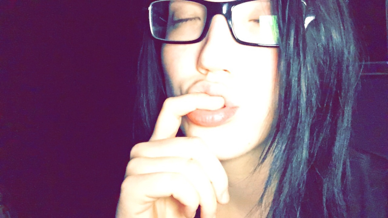 blackhairporcelainskin:  🕷☠