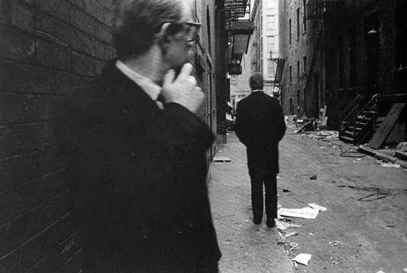 likeafieldmouse:  Duane Michals - Chance Meeting (1970) 