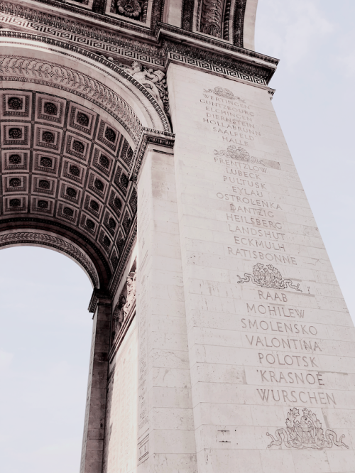ferjanisassi: Arc de Triomphe, Paris, France
