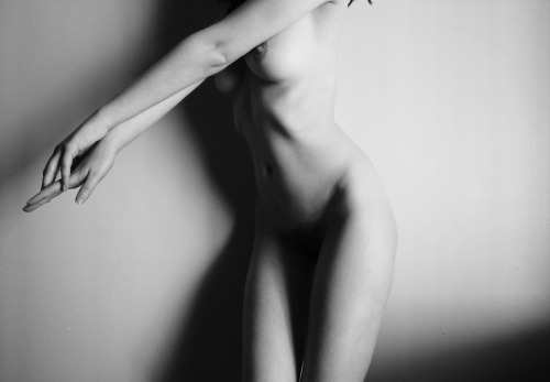 Porn photo  electricsexdoll:  2013 black and white favorites.