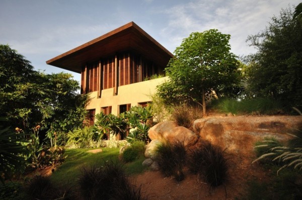 fuckyeahawesomehouses:Tropical Retreat in Southern India