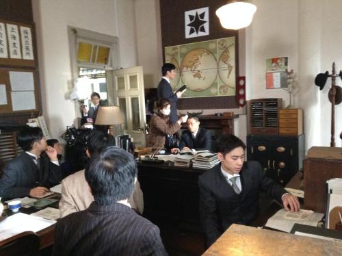 cris-cris01:Oguri Shun shooting for Oie san drama.&copy;