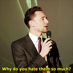 hiddlestatic:  “If you could have a conversation with any Shakespearean character, who would it be and what would you want to talk about?” [x] 