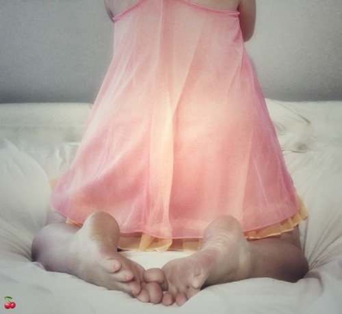 cherryredtoes:Lingerie 