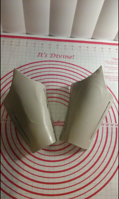 About 2 More Hours Tonight Garnered My Gauntlets Covered In Thibra And Shaped. Not Perfect. There's Some