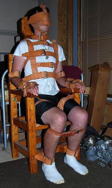 strappedown:  Chris met Jim at the bar Friday night. His easy-going attitude and