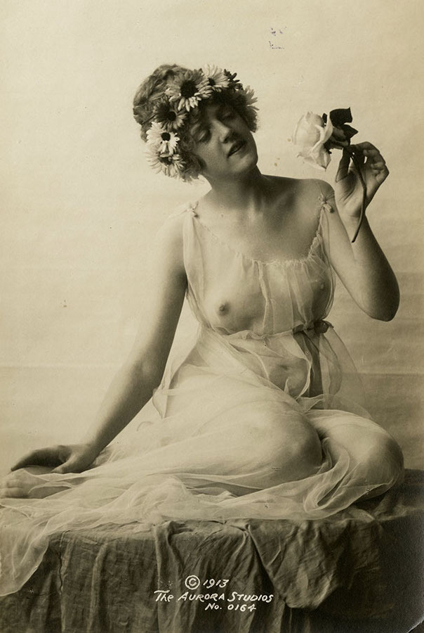 gmgallery: Photograph by The Aurora Studios (1913) www.stores.eBay.com/GrapefruitMoonGallery
