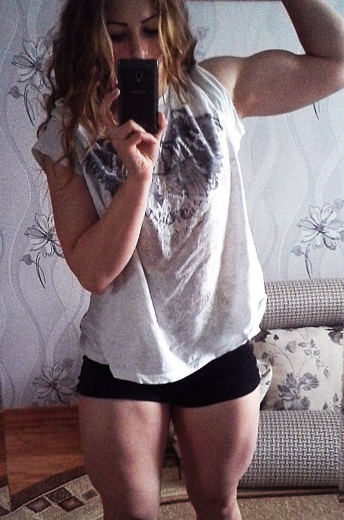-martialartist:  pure-tna:  Yulia Viktorovna Vins, or Julia Vins  Beautiful