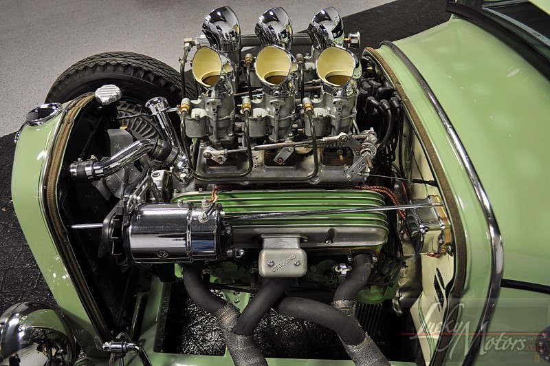 phuckingawesome:  uetty:  Voodoo Larry Built Rod  (www.ecarlist.com/showroom/2149/photos/5410171から)
