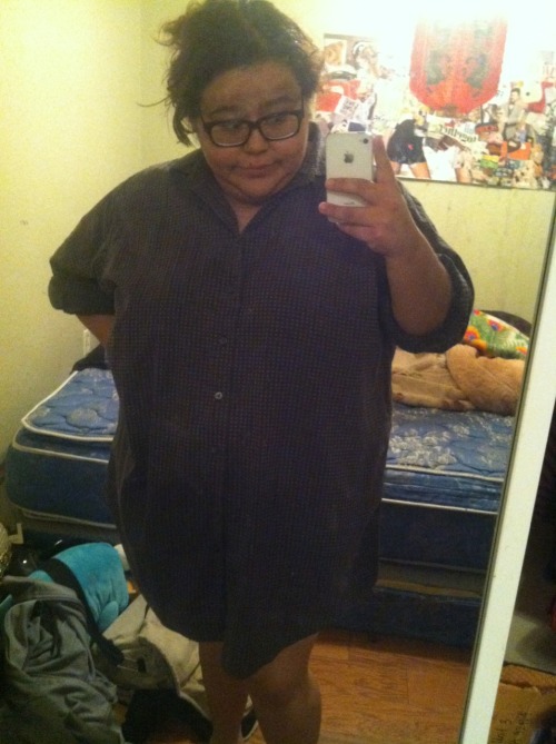 dearloly:  Merp I’m sleeping in my favorite shirt tonight. :^• 