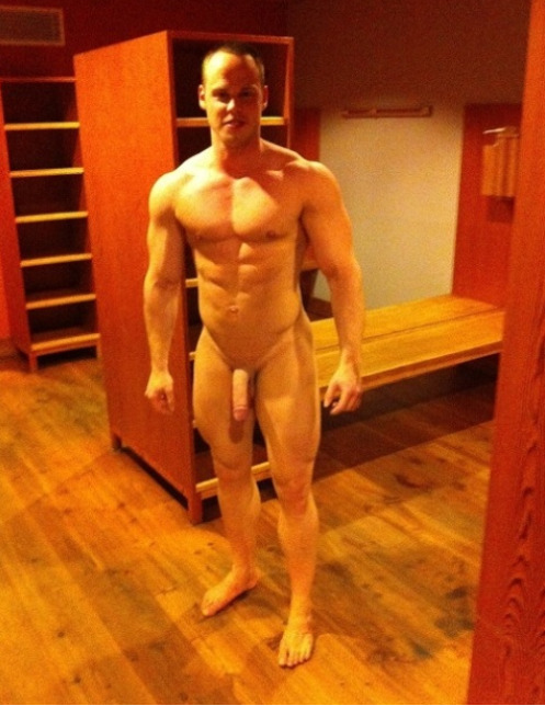 sweetmalebutts:  Sexy. 