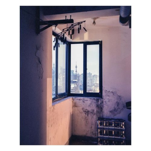 Shanghai 09.01.21  #analoguenights #allcitiesarebeautiful #photographyofchina #alteredlandscape #fil