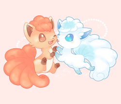 eviart:Regular and Alolan Vulpix. Love them so much!  &lt;3