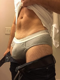 underlads:  The hottest guys in their underwear at UnderLads with over 26,000 followers! Submit your pics and get featured.