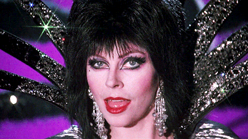 emmyrussum:Elvira: Mistress Of The Dark (1988) dir. James Signorelli