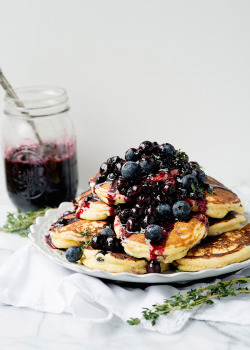 themodernexchange:  Lemon Ricotta Thyme Pancakes