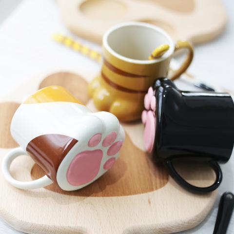 cutest-animals-here: CUTEST ITEMS FOR ANIMALS LOVERS Paw Cat Mug || Cat Mug & SpoonThermo Cat ||