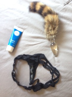 mypornlifestyle05:  #me Mes accessoires et le résultat sur ma lingerie 💦💦💦👍🏻