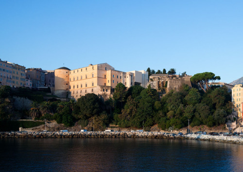 (via Restoration Of The Palais Des Gouverneurs Museum / Daniel Cléris &amp; Jean-Michel Daubourg Res