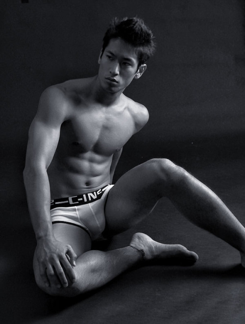 Viva!Asian hunks!