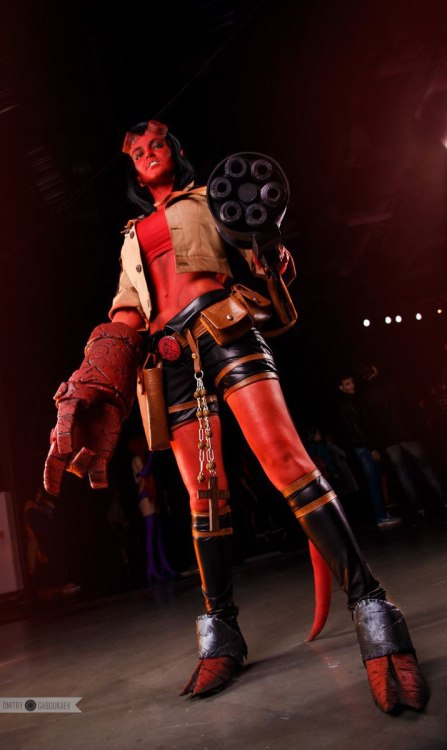 shade-shypervert:  Just me and Tanuki on Starcon this year ;u; photos by (x) 