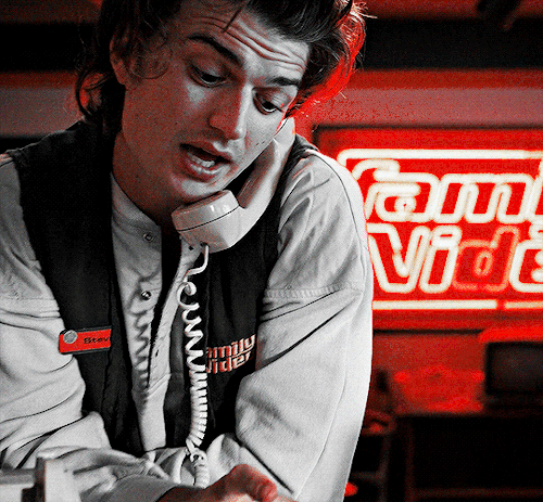 JOE KEERY as STEVE HARRINGTON
Stranger Things | S04E01 · Chapter One: The Hellfire Club #stranger things#steve harrington#joe keery#strangerthingsedit#st4#steveharringtonedit#netflixedit#dailystrangerthings #stranger things 4 #dctvedit#cinemapix#netflix#dailycolorfulgifs#tuserkaitlyn#usercroft#userexie#tuserlanie#useralison#noalook #L.edits  #im sorry for this quality laskha  #i loved him sm with this red tho