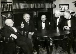 astronomyblog:    Left to right: Walther Nernst, Albert Einstein, Max Planck, Robert Millikan, and Max Von Laue in November 11, 1931.    Credit: Wikipedia Commons  