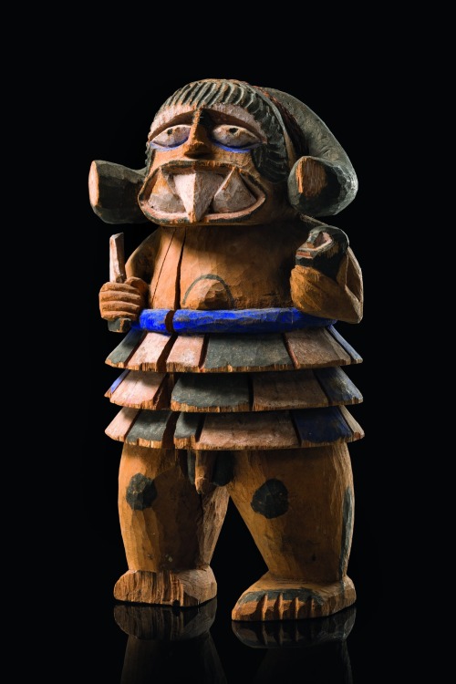 ukpuru:Ikenga personal shrine figure, cult of the right hand and of success and personal endeavour, 