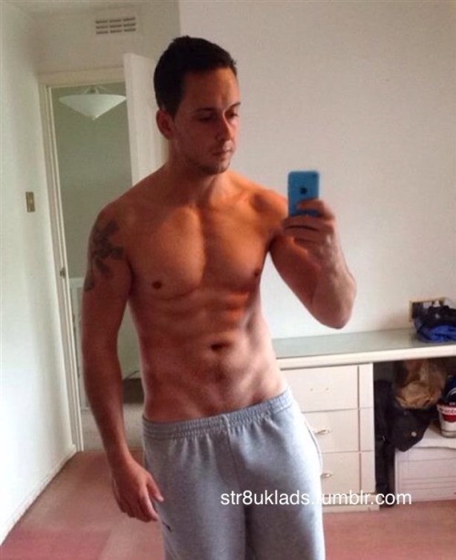 str8uklads:  30, Worcestershire, UK adult photos