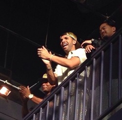 champagnewithpapi:  Drake at the screening of Think Like A Man Two