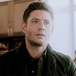hallowedbecastiel:Dean reacting to Sam flirting/being flirted with in 13x15