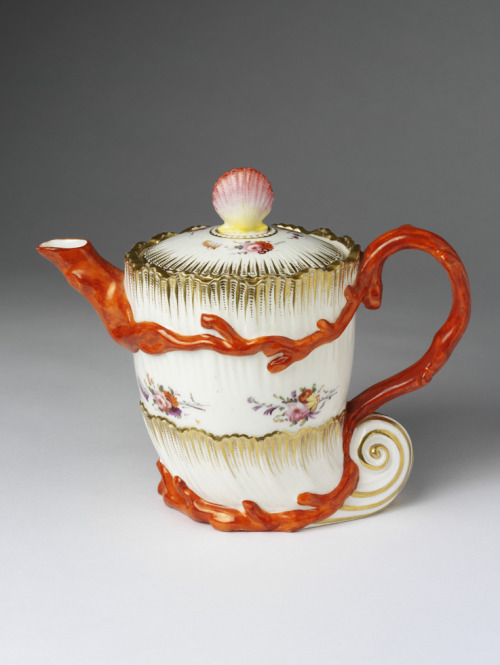 Davenport &amp; Co, Rococo Revival Teapot, 1830. Bone china, England. Via V&amp;A